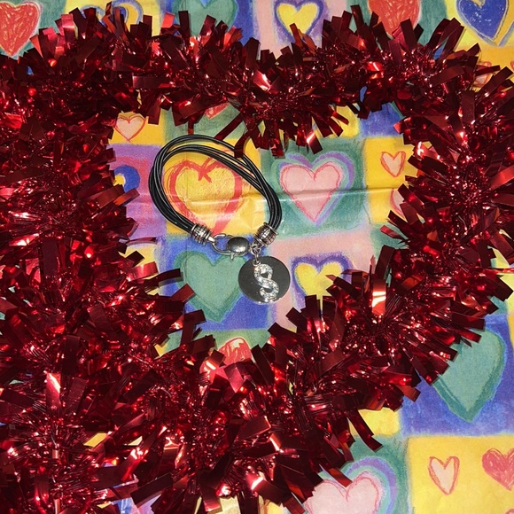 Vintage 6 Strand Black Vegan Waxed Cord Initial Rhinestone “S” Bracelet 7.5 - Picture 4 of 15